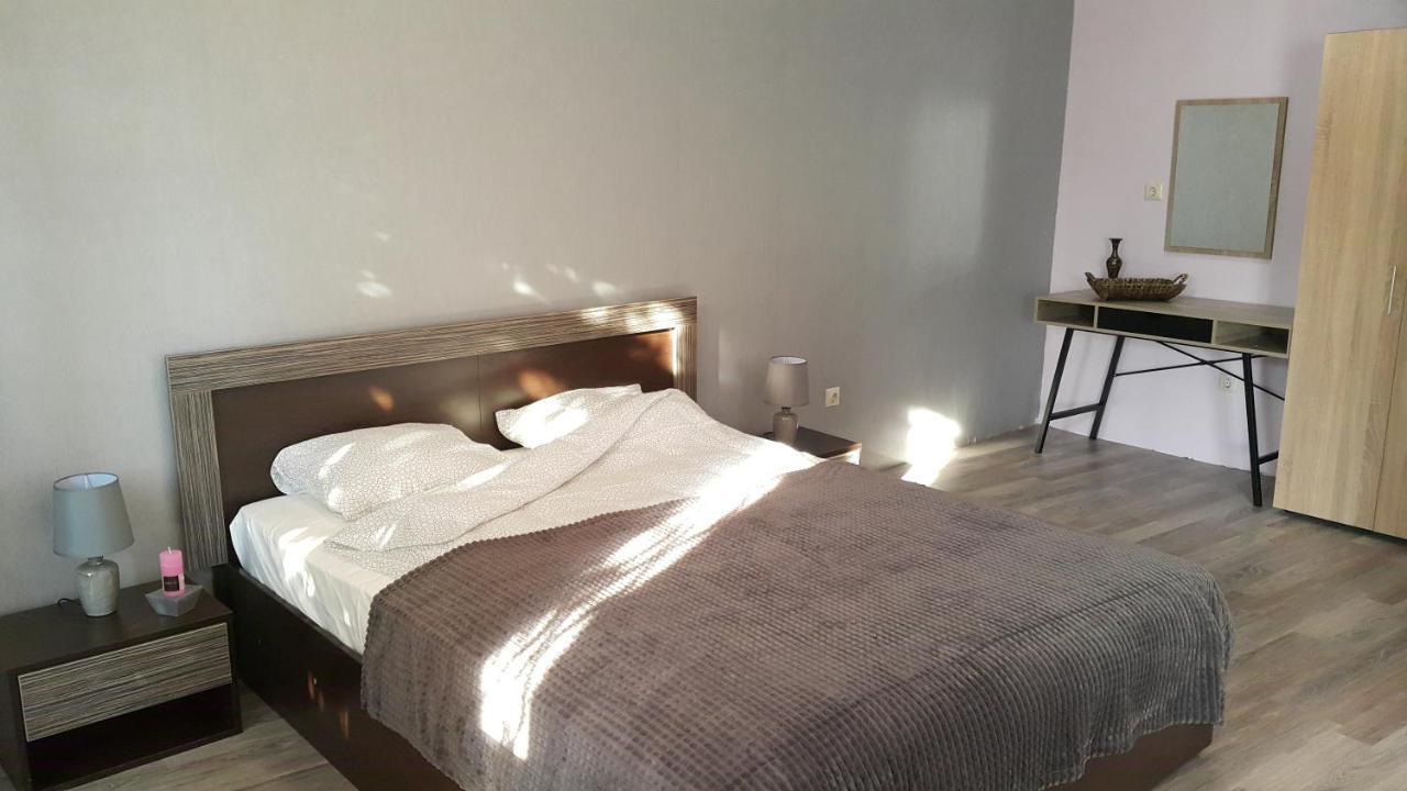 Art House Plovdiv Hotel Екстериор снимка