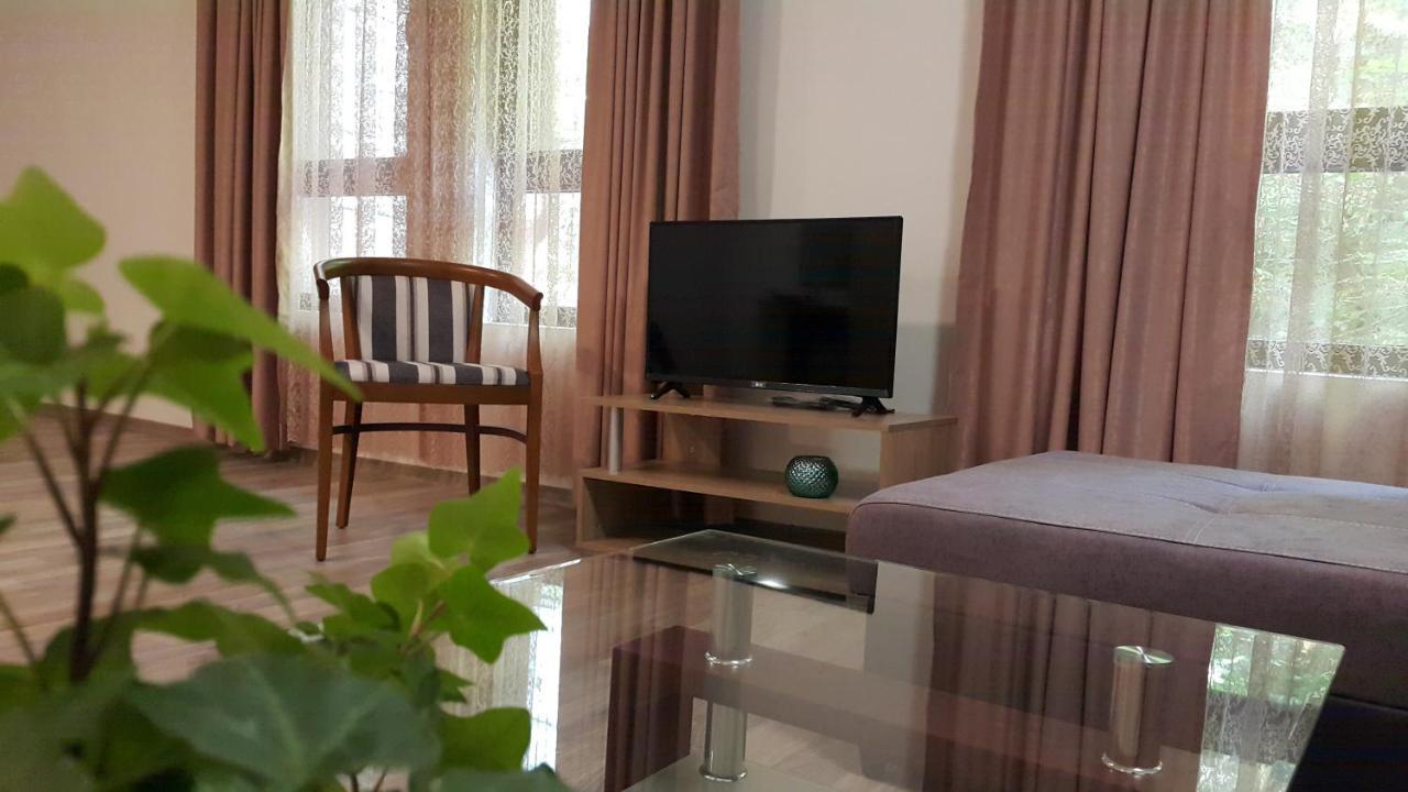 Art House Plovdiv Hotel Екстериор снимка