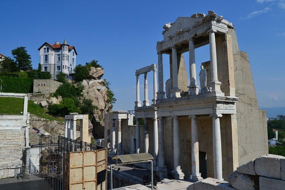 Art House Plovdiv Hotel Екстериор снимка
